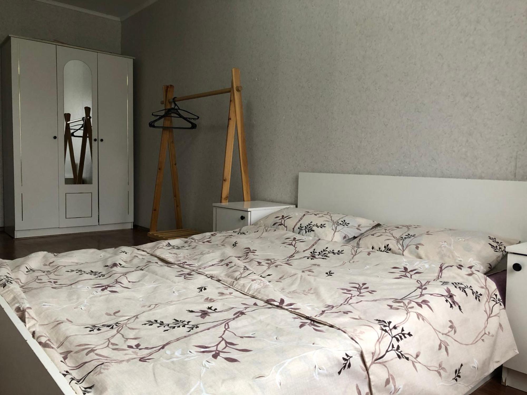 уютные рядом с ситицентром Apartment Uralsk